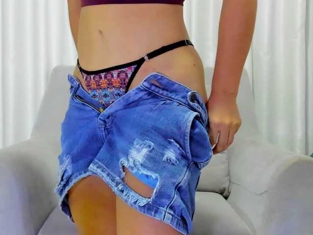 Samhotie live cam on BongaCams