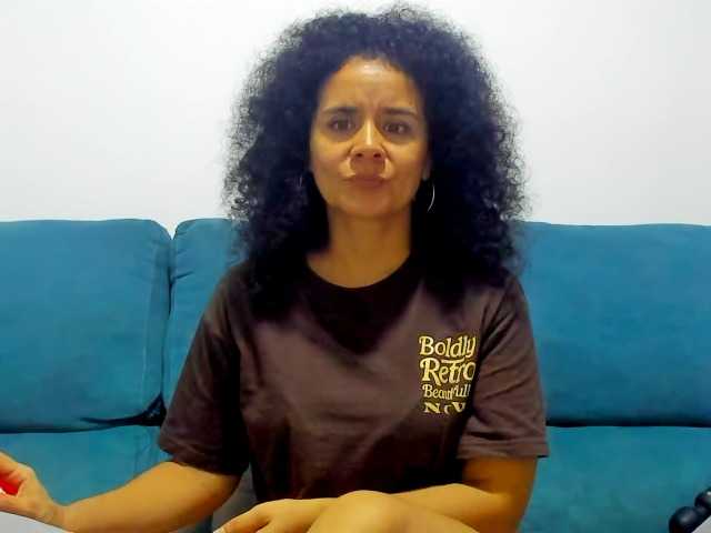 Samhotie live cam on BongaCams