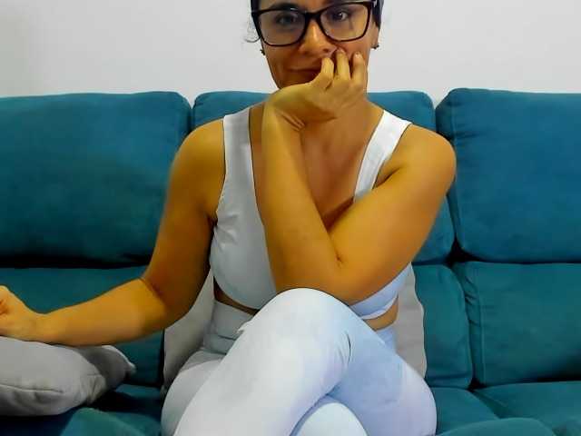 Samhotie live cam on BongaCams