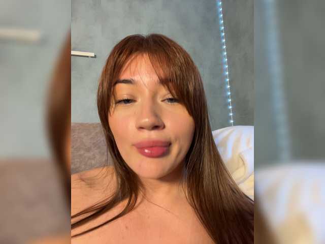 juicy-peachh live cam on BongaCams