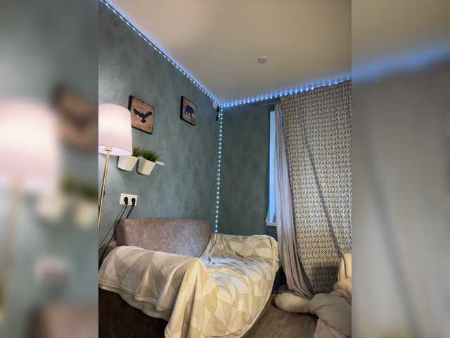 juicy-peachh live cam on BongaCams