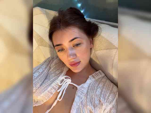 juicy-peachh webcam