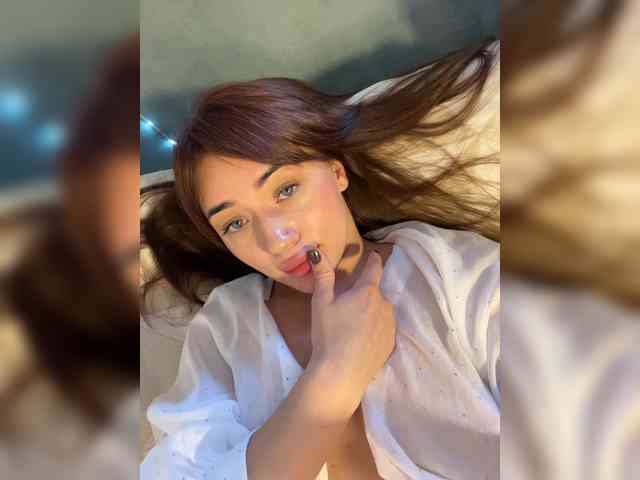 juicy-peachh webcam