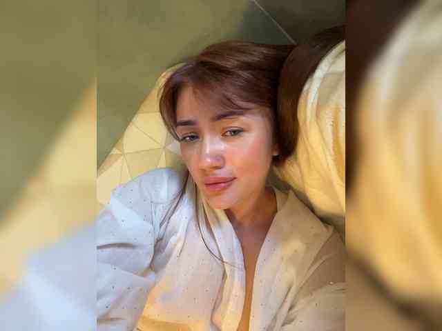 juicy-peachh Sex Cam Show