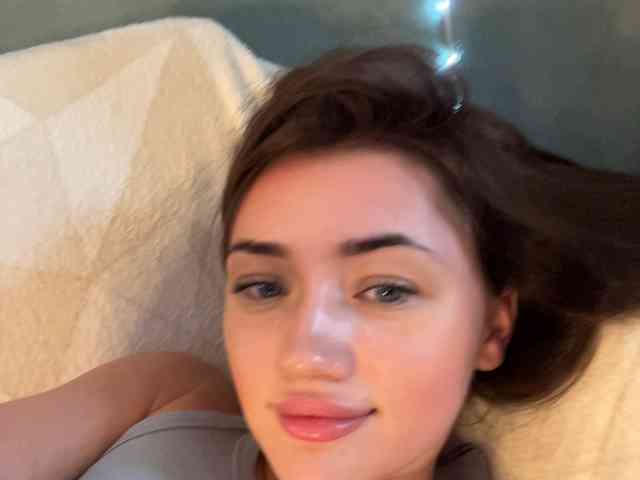 juicy-peachh webcam