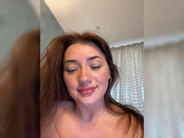 juicy-peachh webcam