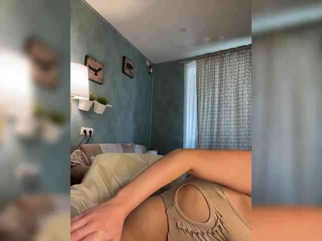 juicy-peachh webcam