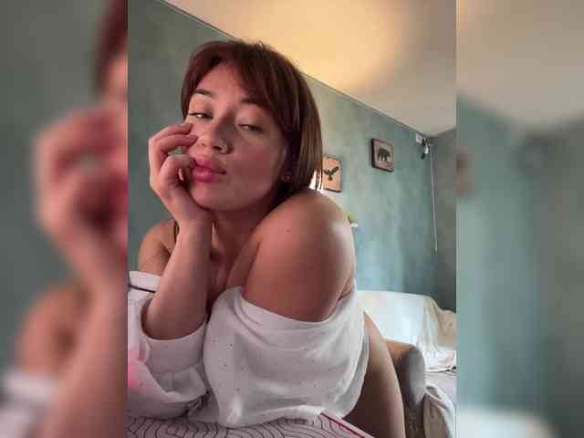 juicy-peachh webcam