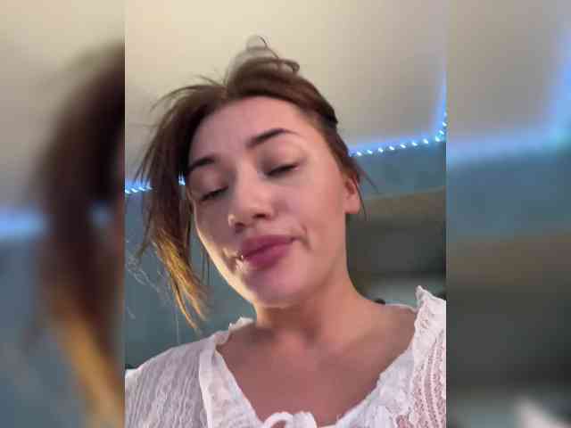 juicy-peachh webcam