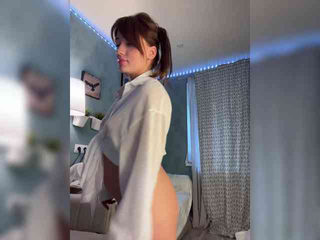 juicy-peachh Sex Cam Show