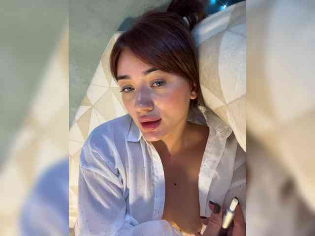 juicy-peachh webcam
