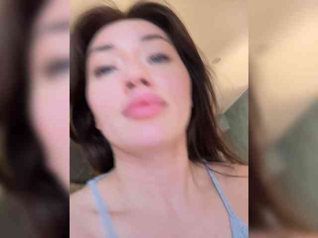 juicy-peachh webcam