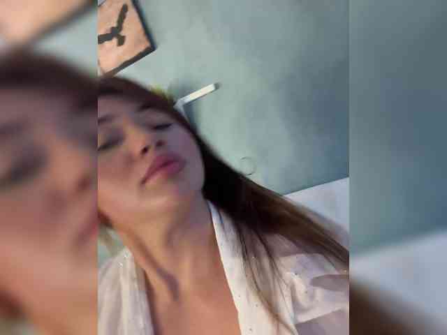 juicy-peachh webcam