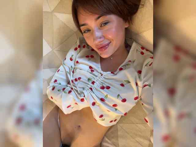 juicy-peachh webcam