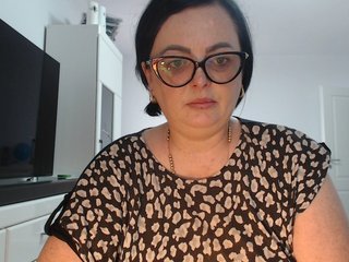 Emyllywhite
