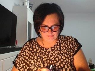 Emyllywhite