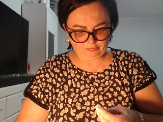 Emyllywhite