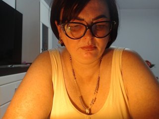 Emyllywhite Porn Show