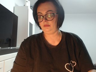 Emyllywhite