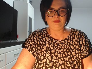 Emyllywhite Porn Show