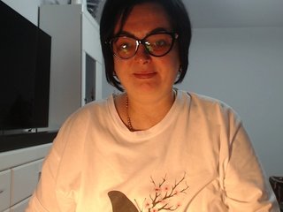 Emyllywhite