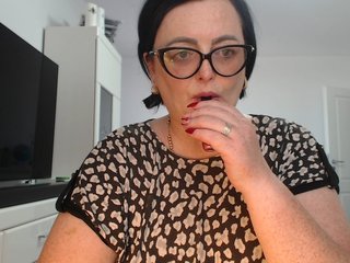 Emyllywhite