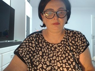 Emyllywhite
