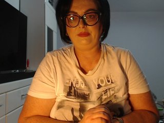 Emyllywhite