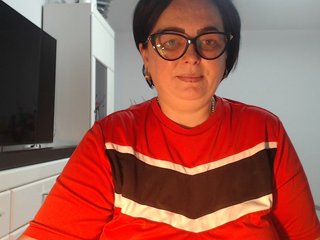 Emyllywhite