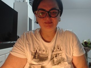 Emyllywhite Porn Show