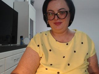Emyllywhite