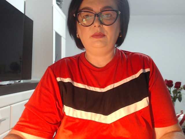 Emyllywhite