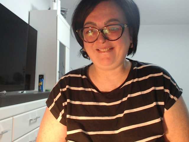 Emyllywhite