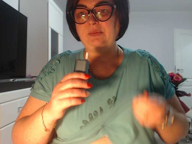 Emyllywhite