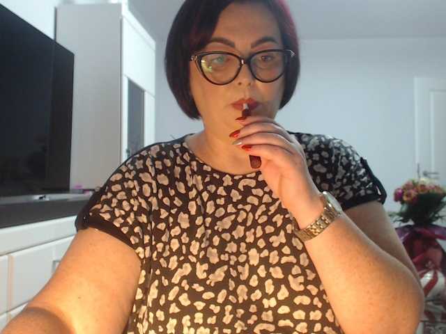 Emyllywhite