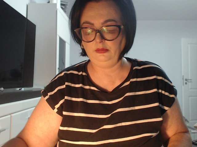 Emyllywhite