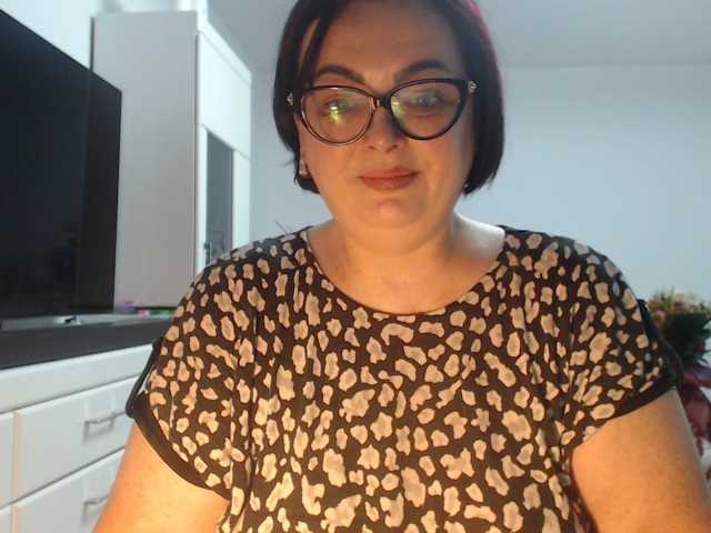 Emyllywhite