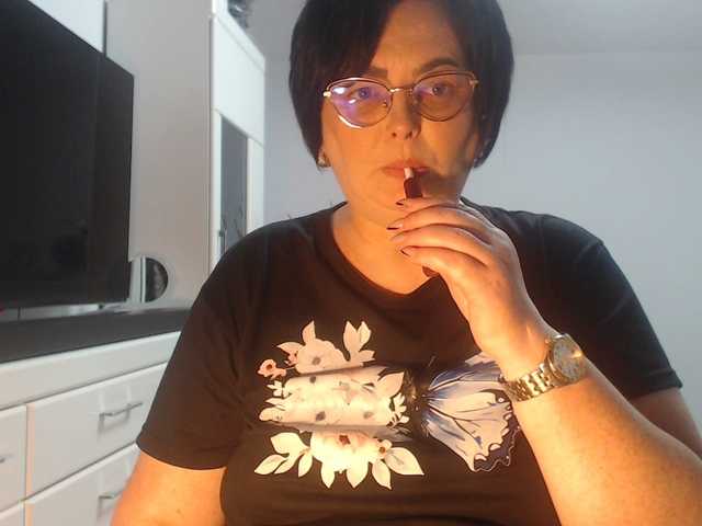 Emyllywhite