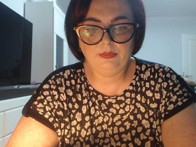 Emyllywhite