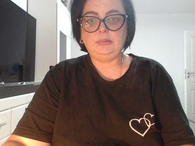 Emyllywhite