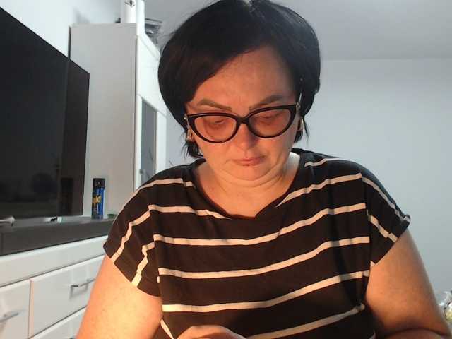 Emyllywhite