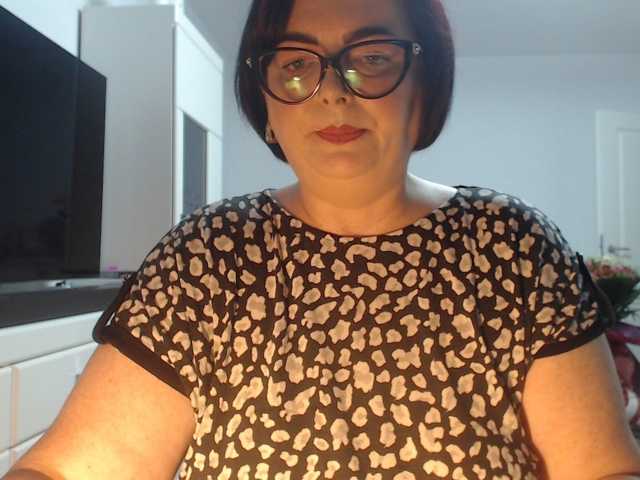 Emyllywhite