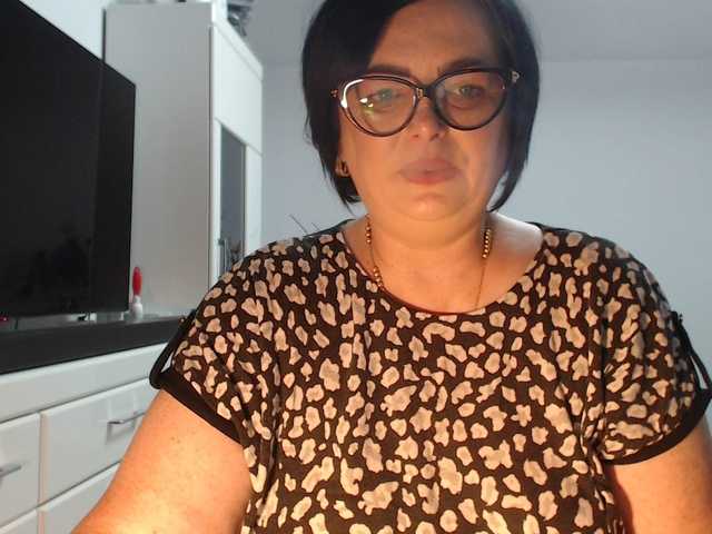 Emyllywhite