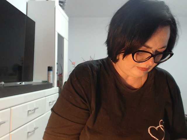 Emyllywhite