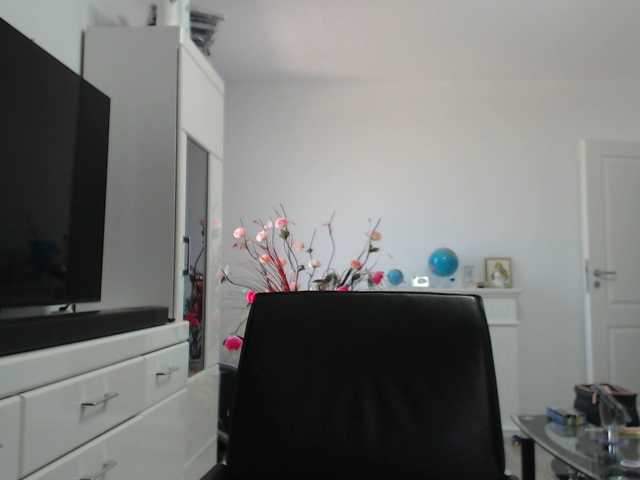 Emyllywhite live webcam show