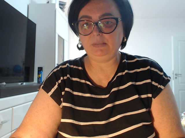 Emyllywhite