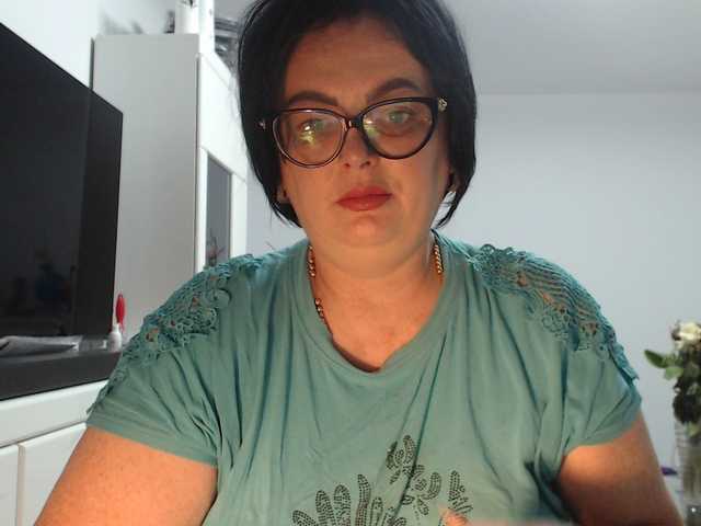 Emyllywhite