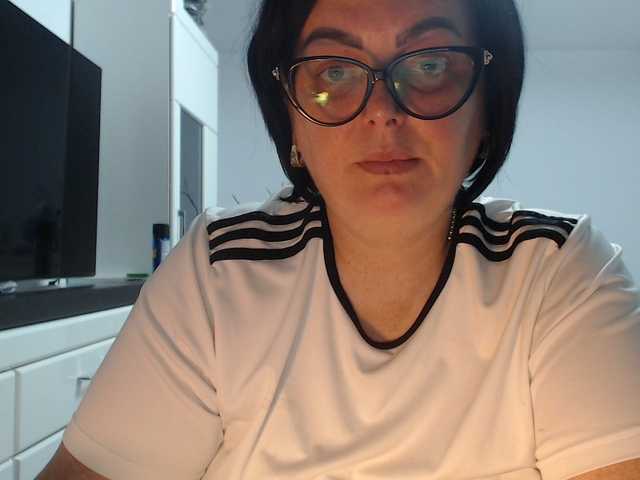 Emyllywhite