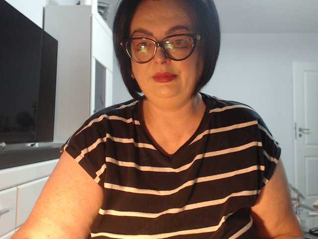 Emyllywhite