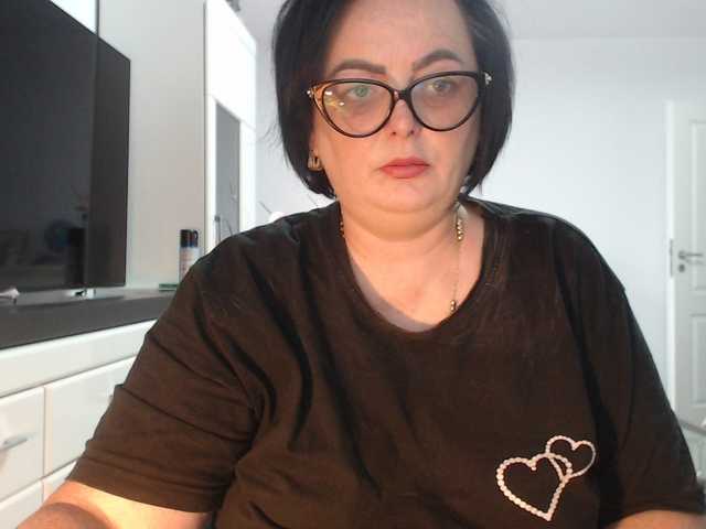 Emyllywhite